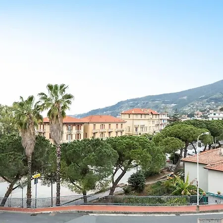 Hotel House Sea View Border